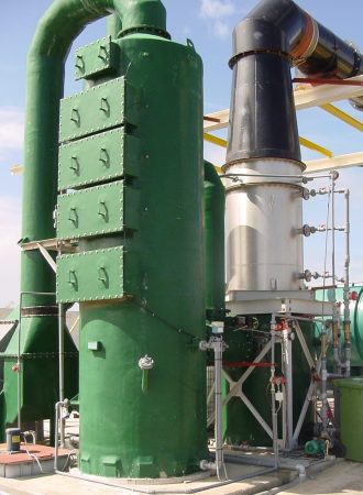 Incinerator scrubber